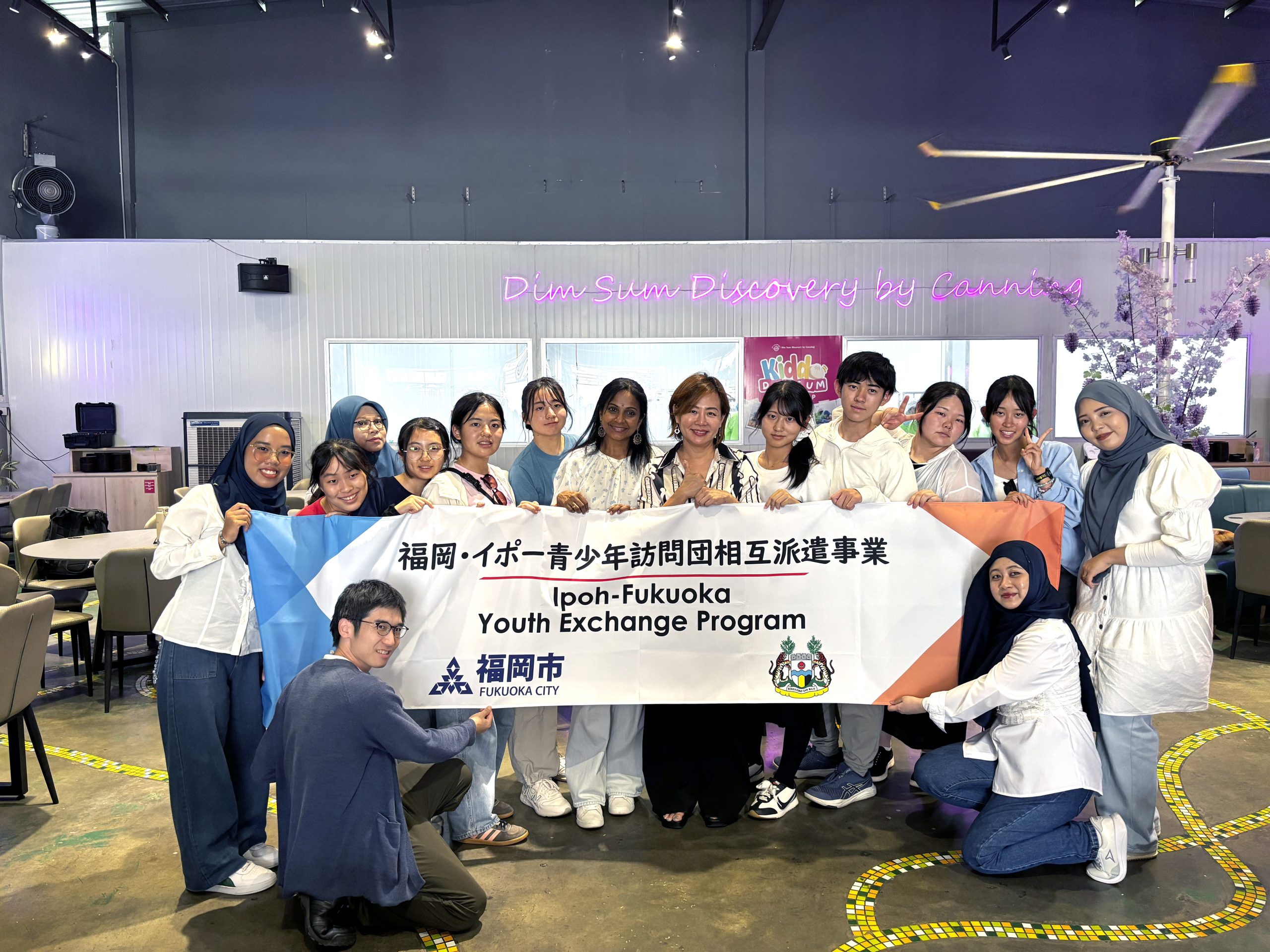 Group Photo of Fukuoka Team with Team Some Director.